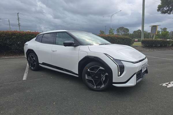 2025 Kia EV4